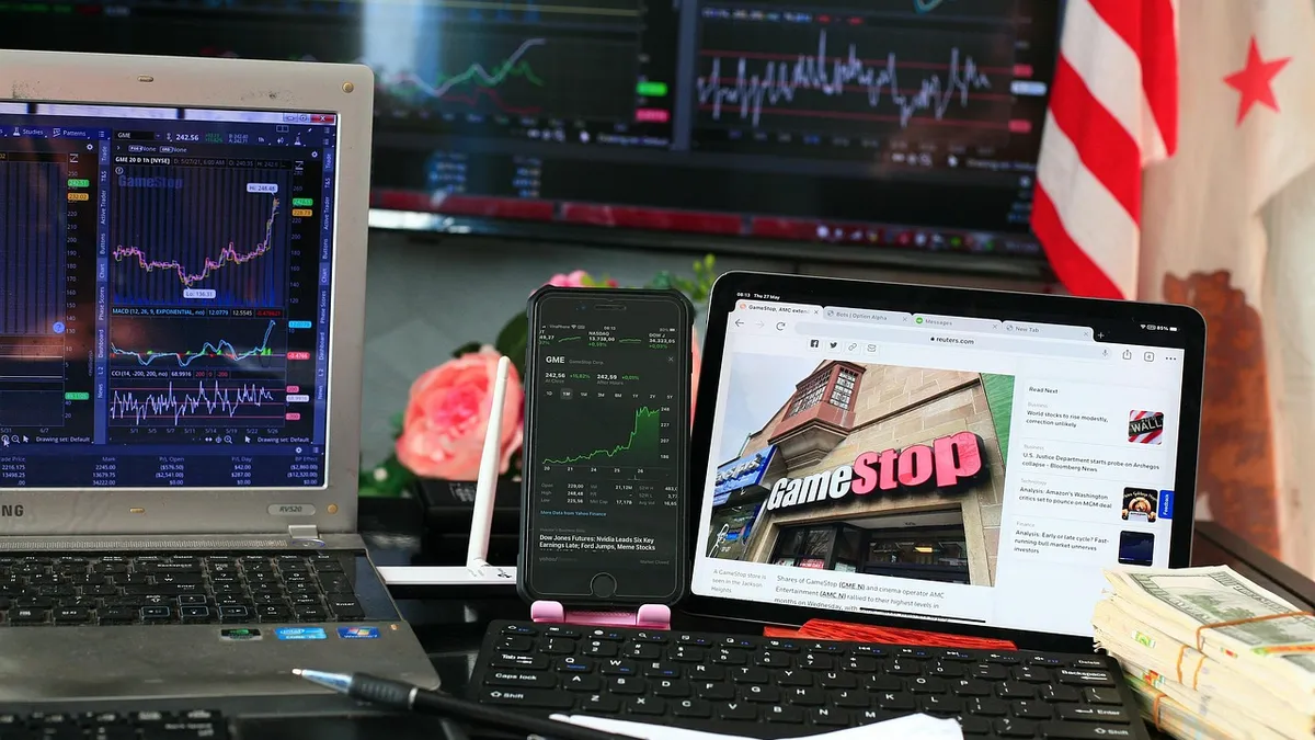 Understanding why retail traders lose money with forex signals